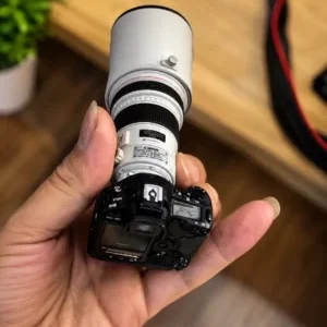 High-Performance Remote Control Racing Car with Advanced Telephoto Imaging