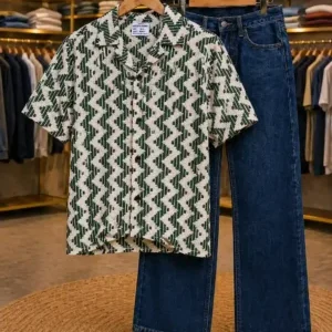 Men's Half Sleeve Casual Shirt in Green & White Zig-Zag Design